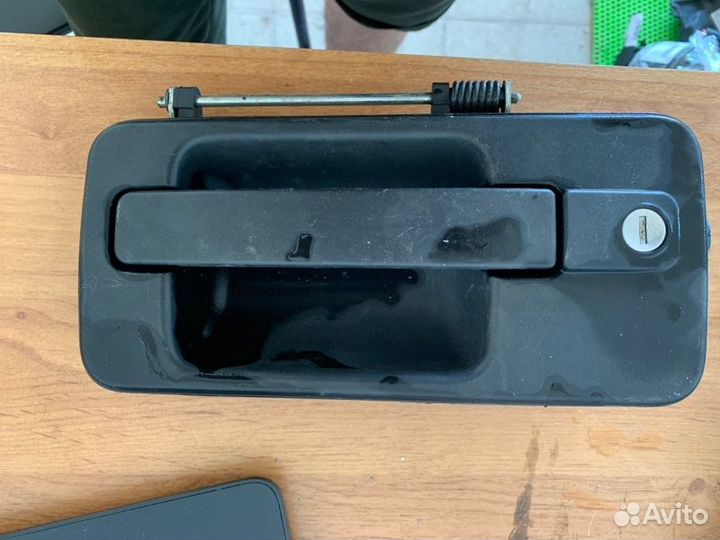 Ручка двери внешняя правая Камаз 5490 2018