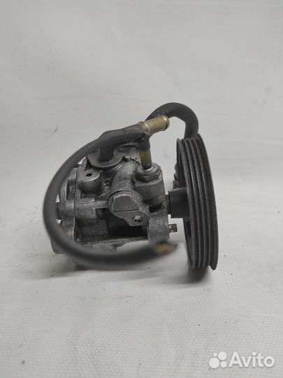 Spase Wagon 2.0 4G63 насос гур