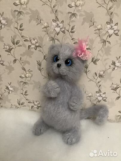 Игрушки ручной работы. Кошки