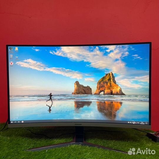 Монитор Samsung C27R500FHI