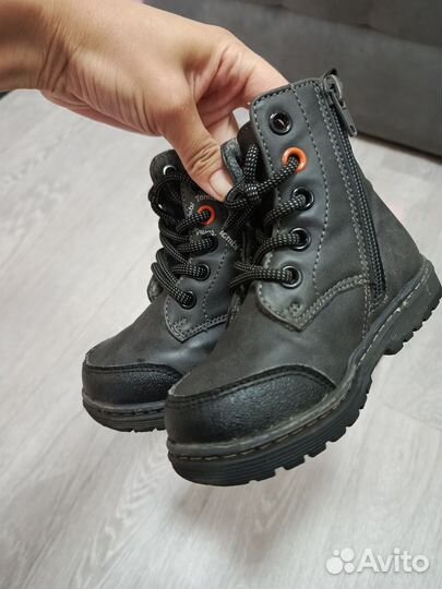 Ботинки демисезонные 23 размер