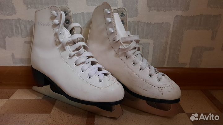 Коньки фигурные детские 33 размер