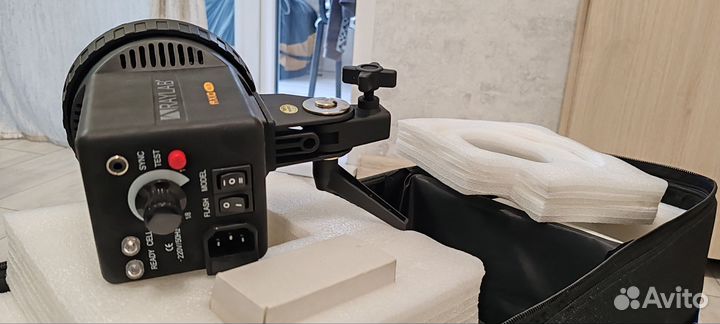 Студийный Свет Raylab 200