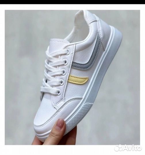 Кроссовки 34,36,38