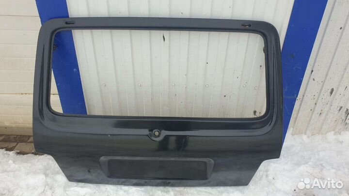 Продам новую крышку багажника Нива