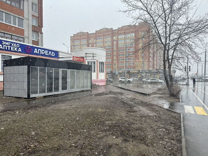 Торговая площадь, 12 м²