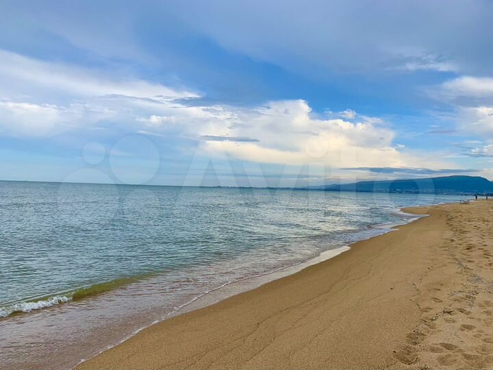 2-к. квартира, 80 м², 2/12 эт.