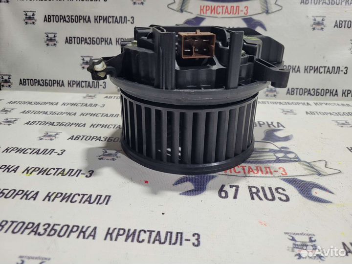 Моторчик печки audi a4 b7 / a4 b6