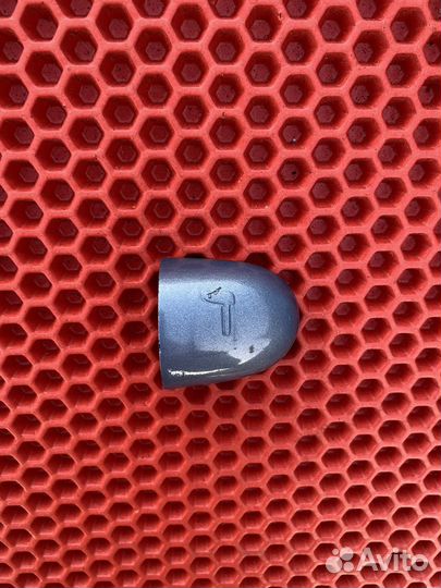 Заглушка личинки вод двери Renault Laguna 2