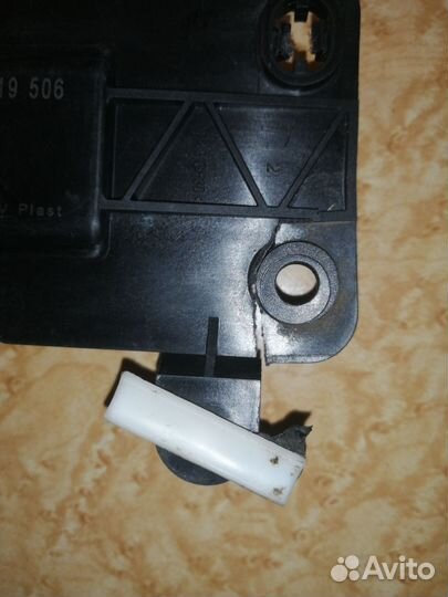 Блок управления вентилятором vw polo sedan