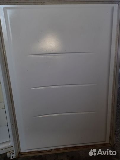 Морозилка Бирюса-14