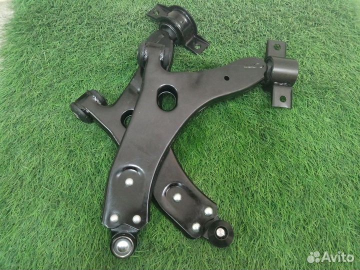 Рычаги передние Форд Фокус 1 новые 1998-2005г