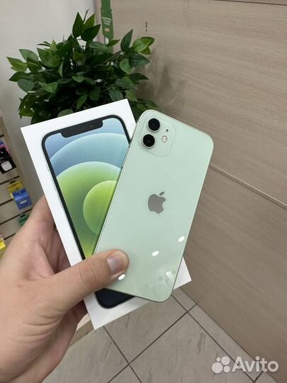 iPhone 12, 64 ГБ