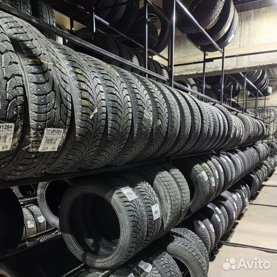 Bridgestone Ice Cruiser 7000 225/60 R17 103T