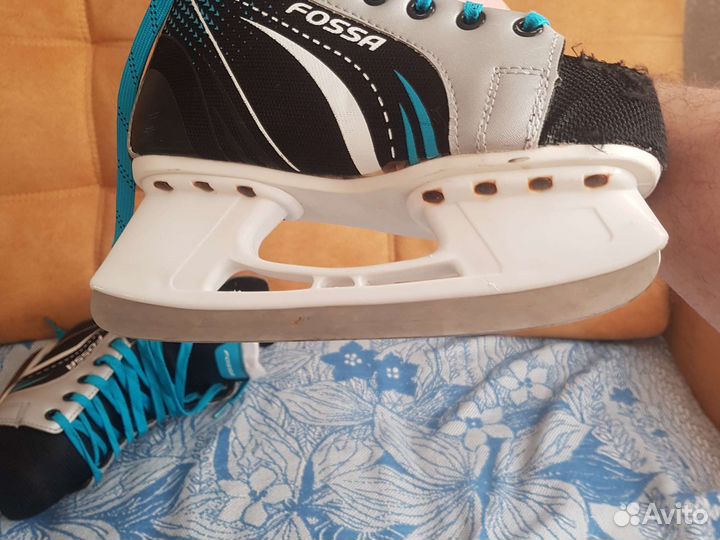 Коньки хоккейные 37 размер