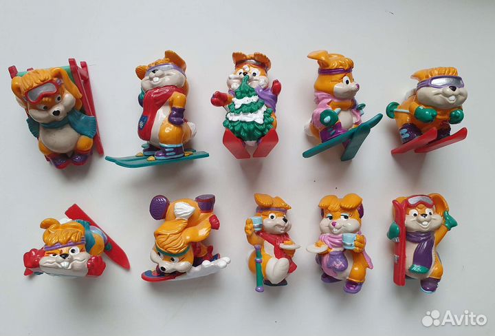 Серия Зайцы Лыжники из киндера