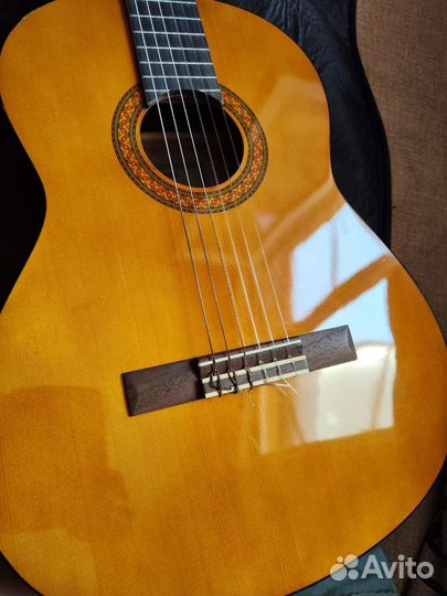 Гитара yamaha c40