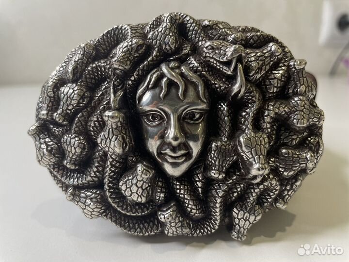 Мужской кожаный ремень