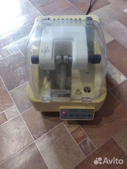 Станок для полировки очковых линз