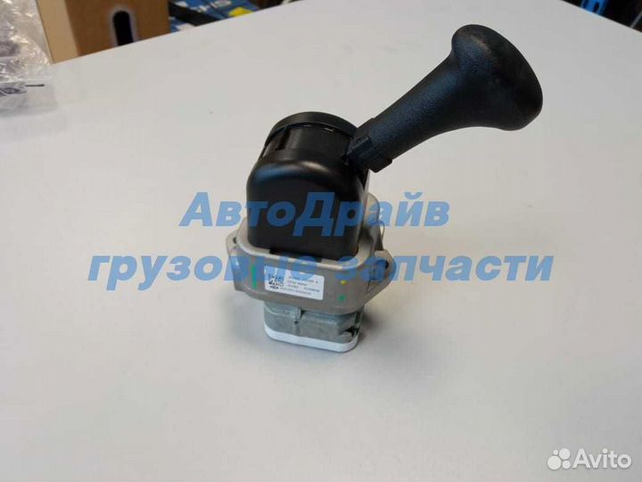 Кран ручника Мерседес Актрос DPM66A