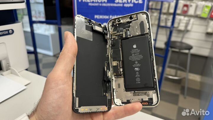 Разборка iPhone 15 Pro Max Black на запчасти