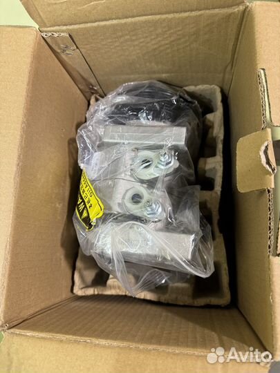 68021637 AF / 68294506 AC Компрессор кондиционера