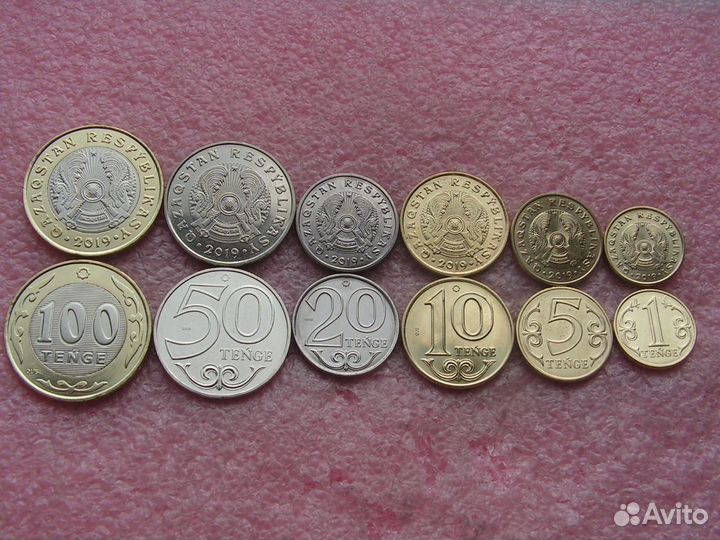 Наборы монет иностранных государств (К)