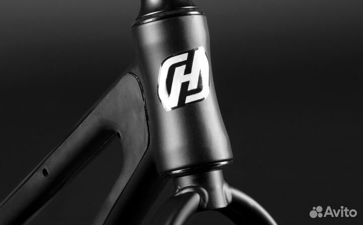 Беговел horh flame 14