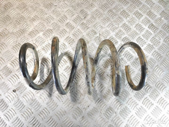 Пружина передняя Volkswagen Transporter T5