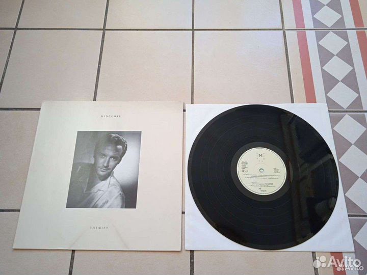 Passport/Midge Ure/Pretenders/Paul Anka/Voyage Lp