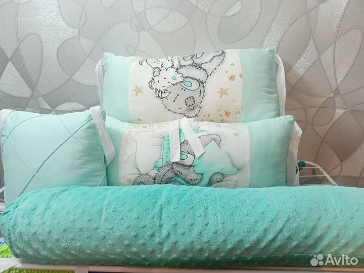 Бортики в кроватку