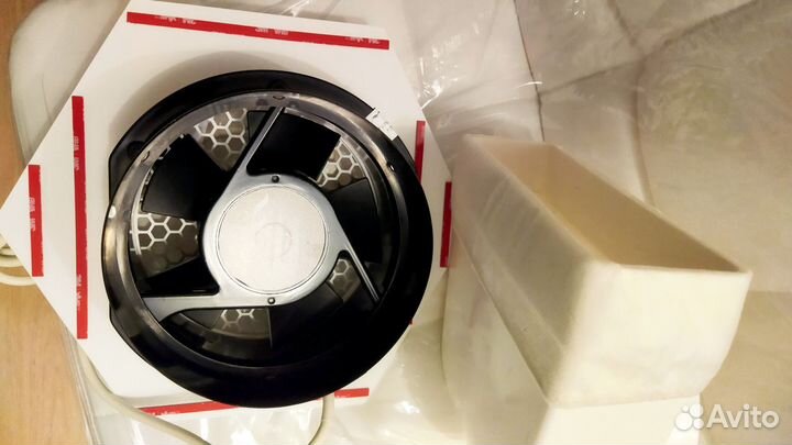 Вытяжка для маникюра встраиваемая max