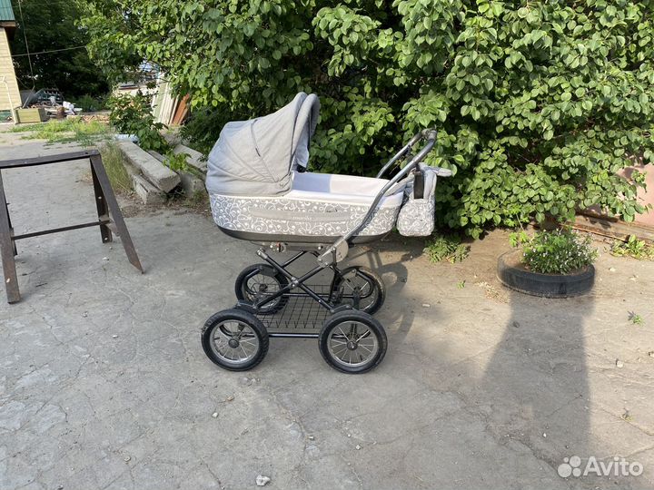 Продам детскую коляску Roan Marita 2 в 1