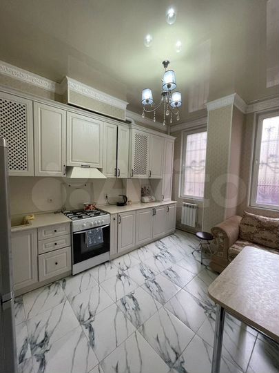 1-к. квартира, 48 м², 1/9 эт.