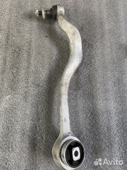 Верхный рычаг передниый левый BMW 5 e39