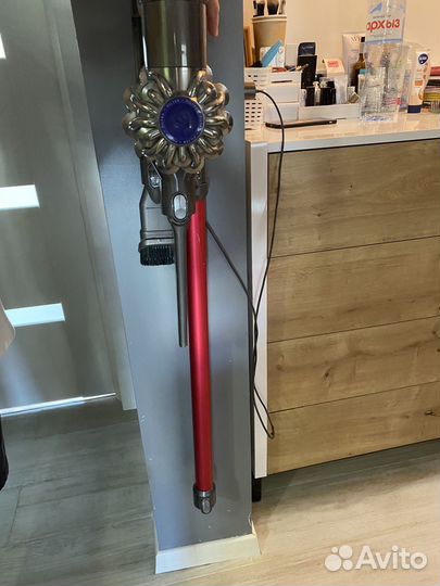 Пылесос dyson dc62