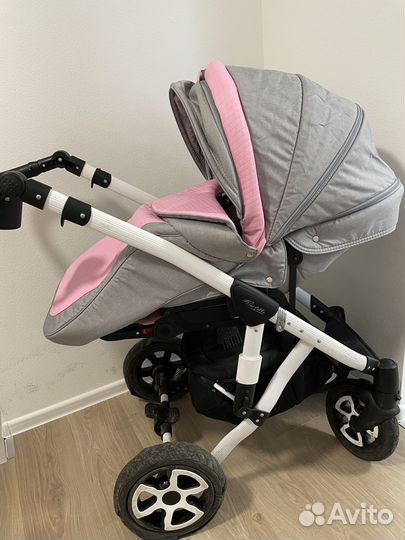 Продаётся Коляска Adamex Barletta 3 в 1