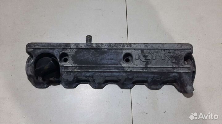 Клапанная крышка Audi 100 C3 2.5L TDI