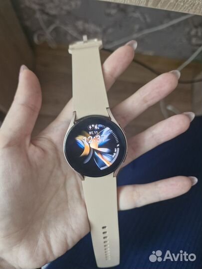 Часы samsung galaxy watch 4