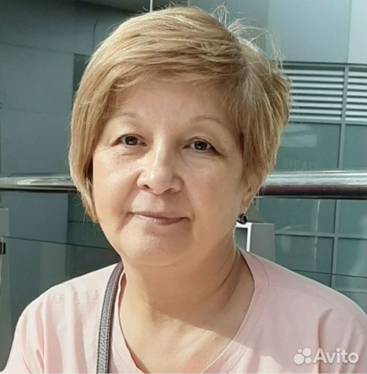 Няня воспитатель