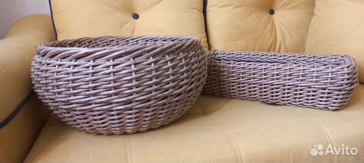 Кашпо для цветов из ротанга