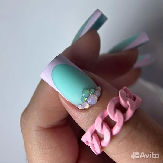 Наращивание ногтей