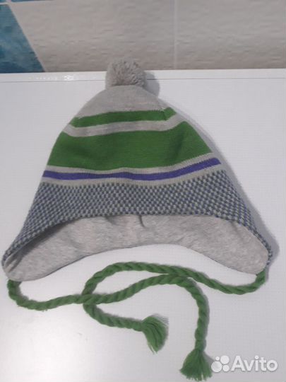 Шапка демисезон зима на 4-6 лет