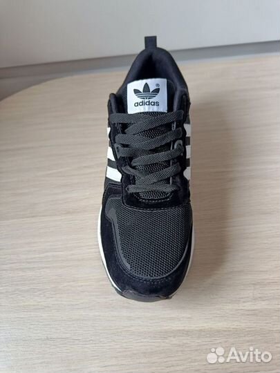 Кроссовки Adidas zx 700 hd лето