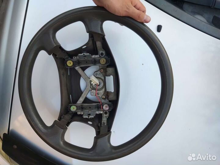 Руль toyota corolla