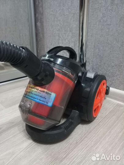 Пылесос циклонного типа Polaris PVC1516