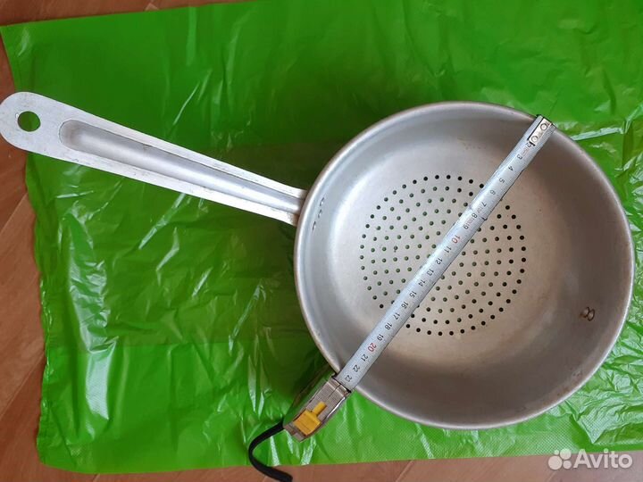 Противень, сковорода, друшлаг