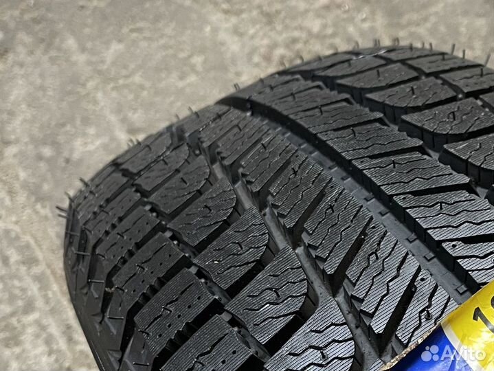 Michelin X-Ice XI3 195/55 R15