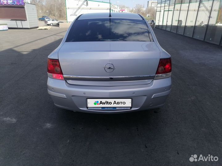 Opel Astra 1.6 МТ, 2012, 122 000 км