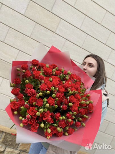 Доставка цветов и букетов